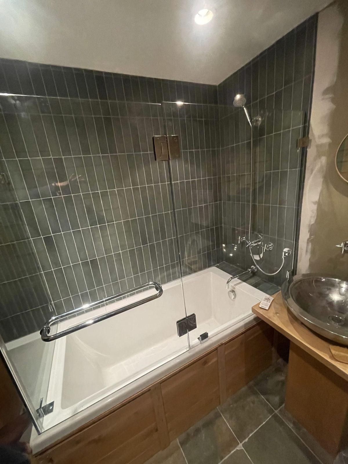 Bathroom renovation in NYC by Art-Tech Construction Corp