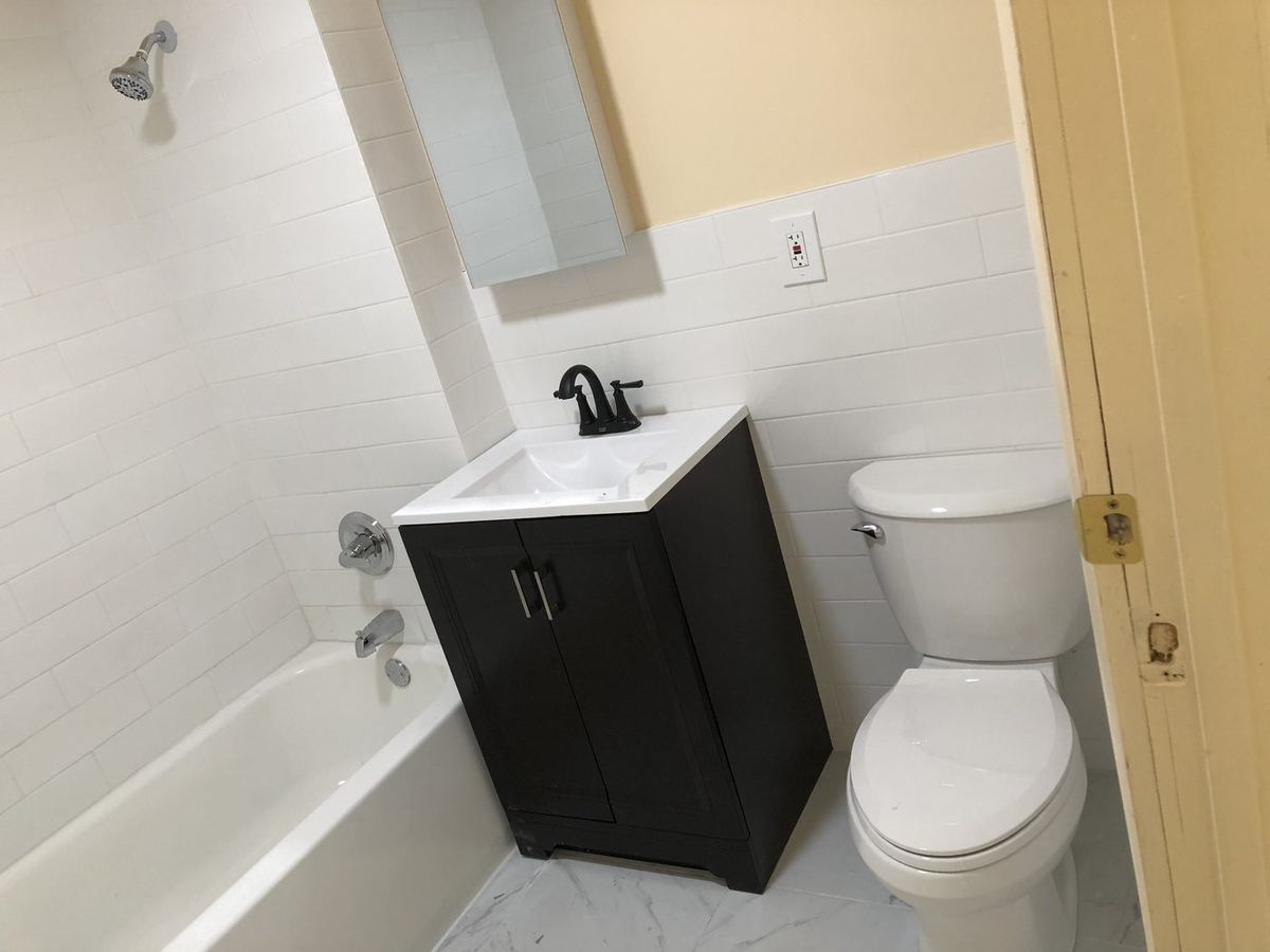 Bathroom renovation in NYC by Art-Tech Construction Corp